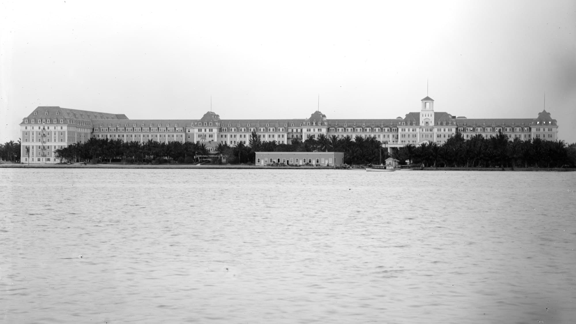 The Royal Poinciana, the Largest Wooden Hotel Ever Built